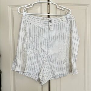 NWT Abercrombie & Fitch Ultra High White Striped Shorts